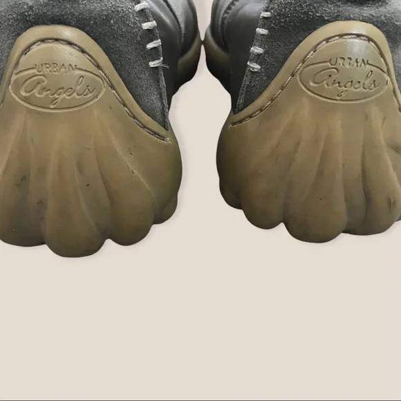 John Fluevog Urban Angels Boots - Picture 5 of 9